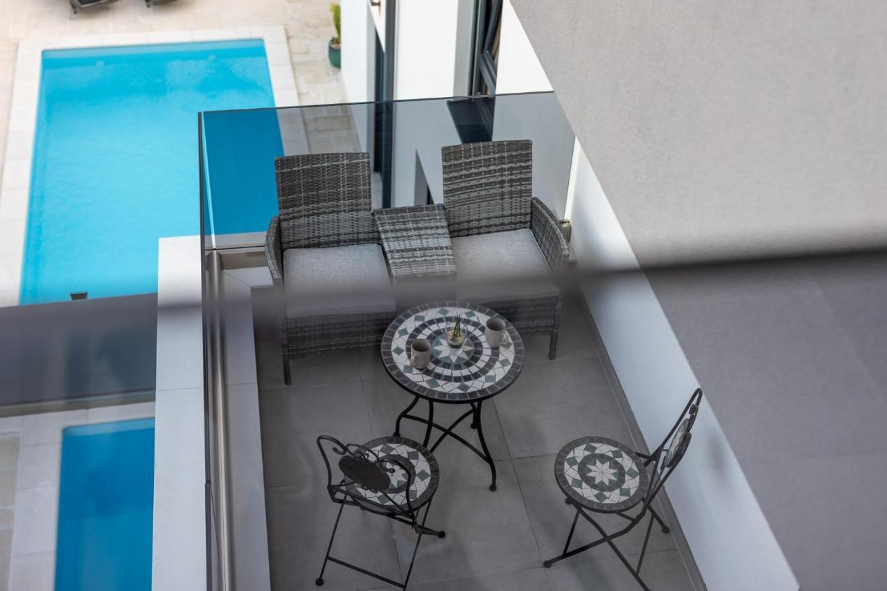 Luxury Villa Adria Apartments 克尔克 外观 照片