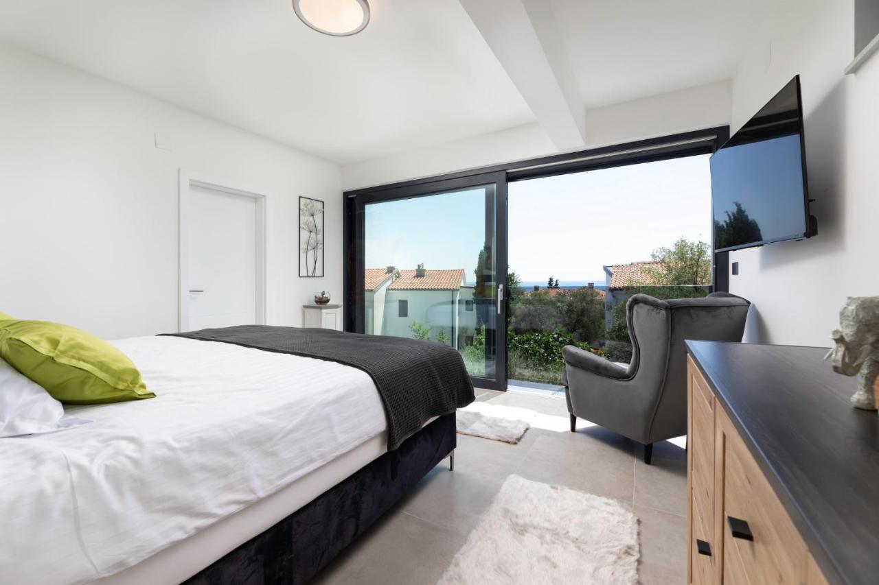 Luxury Villa Adria Apartments 克尔克 外观 照片