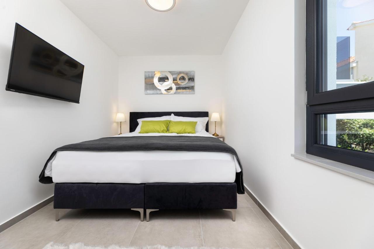 Luxury Villa Adria Apartments 克尔克 外观 照片