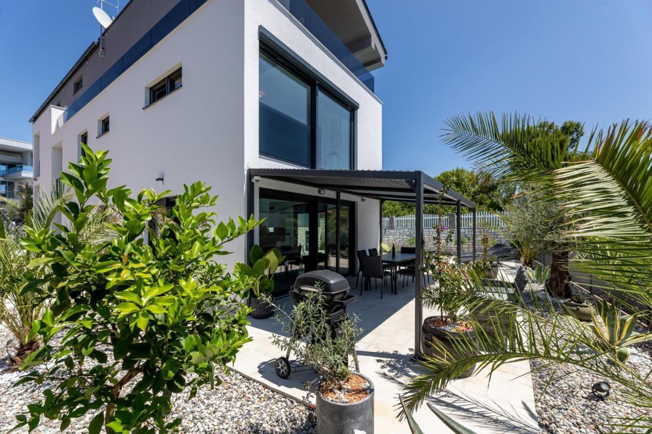Luxury Villa Adria Apartments 克尔克 外观 照片