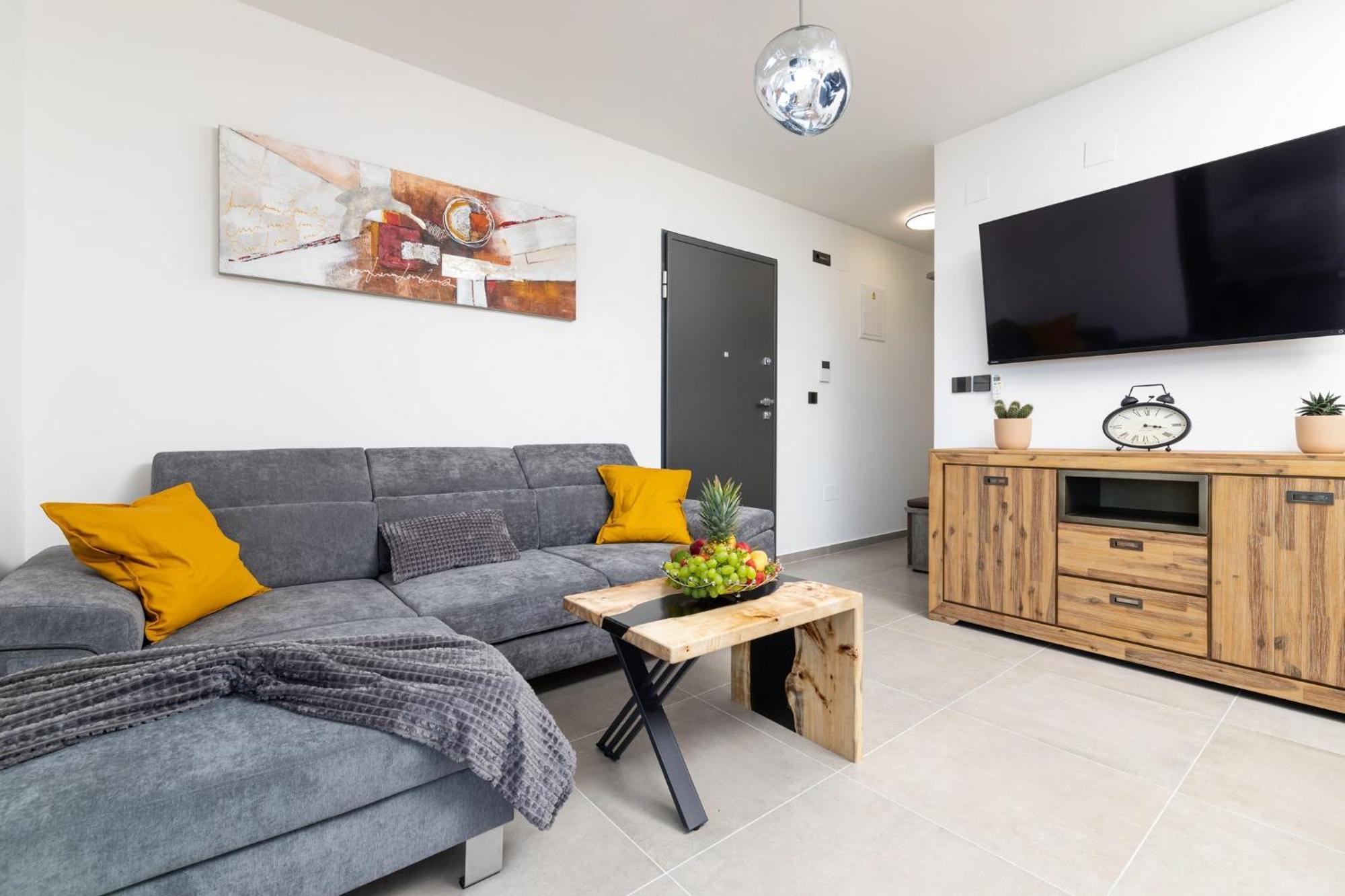 Luxury Villa Adria Apartments 克尔克 外观 照片