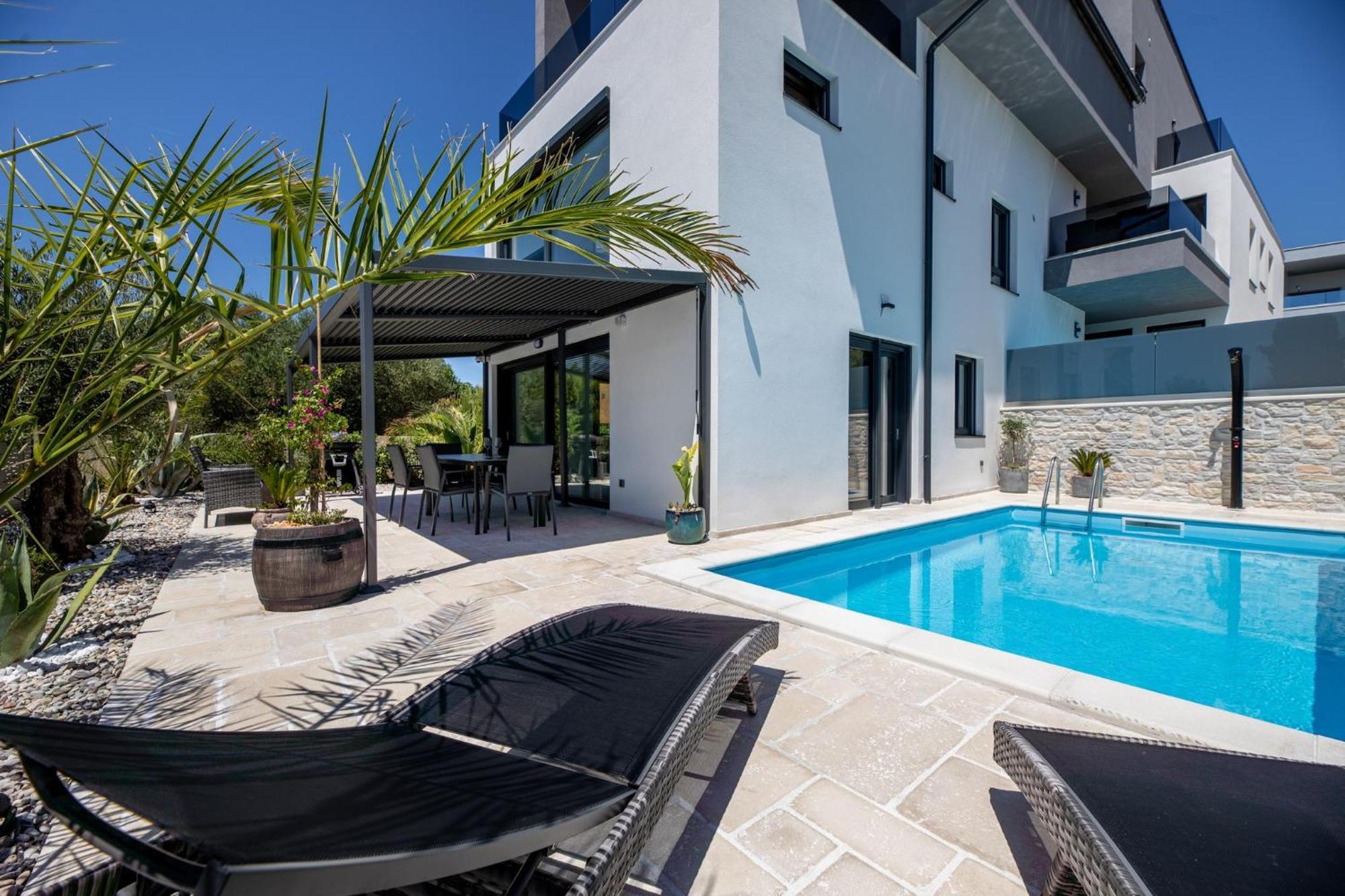 Luxury Villa Adria Apartments 克尔克 外观 照片