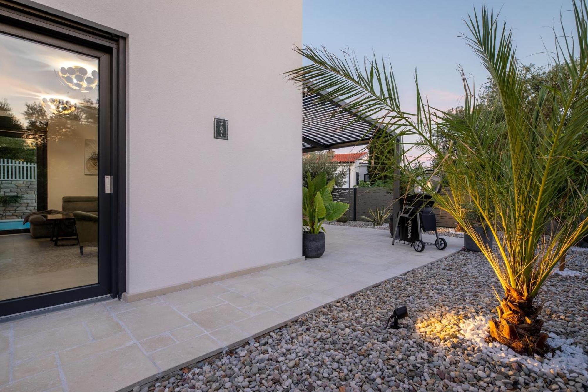 Luxury Villa Adria Apartments 克尔克 外观 照片